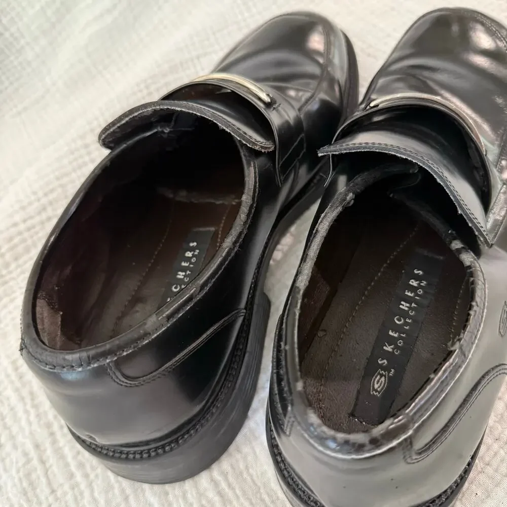 Skechers Slip On Loafer Size 13 Black Leather Silver Metal Rubber Sole